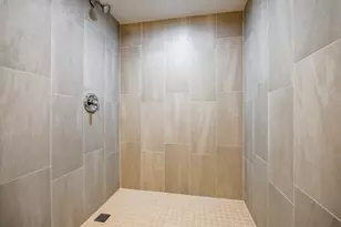 1237 E 95th St, Chicago, IL 60628 - Photo 21