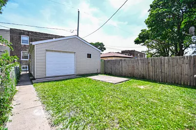 1237 E 95th Street, Chicago, IL 60628 - Photo 25