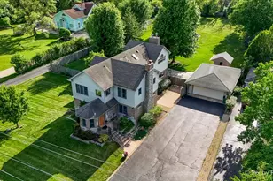 4N260 Walter Rd, Addison, IL 60101 - Photo 1