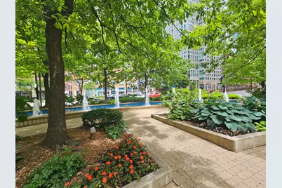400 N La Salle Drive #3306, Chicago, IL 60654 - Photo 21