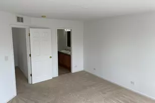 2516 Hillsboro Blvd, Aurora, IL 60503 - Photo 15