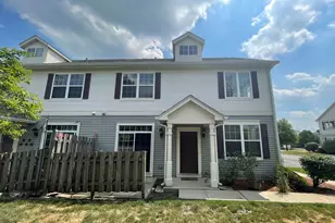 2516 Hillsboro Blvd, Aurora, IL 60503 - Photo 3
