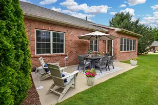 36 Laurel Wood Dr, Bloomington, IL 61704 - Photo 69