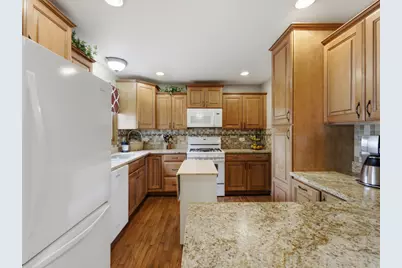 1158 Pinetree Lane, Bartlett, IL 60103 - Photo 11