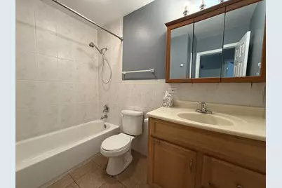 2200 Arbor Circle #1, Downers Grove, IL 60515 - Photo 9