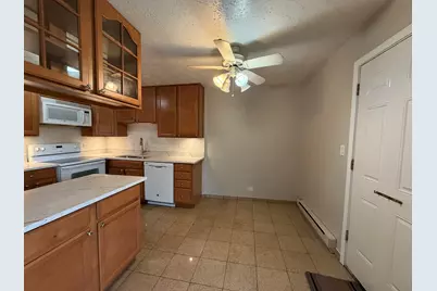 2200 Arbor Circle #1, Downers Grove, IL 60515 - Photo 5