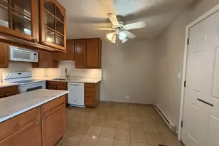 2200 Arbor Cir, Downers Grove, IL 60515 - Photo 5