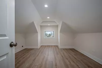 2716 East Avenue, Berwyn, IL 60402 - Photo 13
