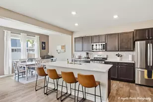 6901 Spruce Ct, Wonder Lake, IL 60097 - Photo 5