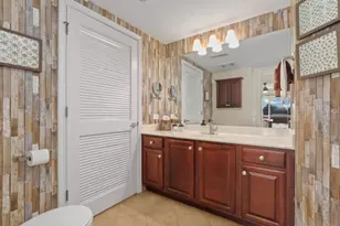 225 Main St, Roselle, IL 60172 - Photo 17