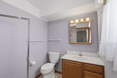 9242 N Washington Street, Niles, IL 60714 - Photo 15