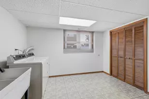 9242 N Washington St, Niles, IL 60714 - Photo 21