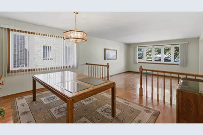 9242 N Washington Street, Niles, IL 60714 - Photo 7