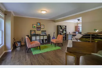 39W555 Sulley Drive, Geneva, IL 60134 - Photo 3