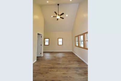 307 W Larue Street, Streator, IL 61364 - Photo 5