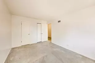 6235 Gold Cir, Hanover Park, IL 60133 - Photo 13