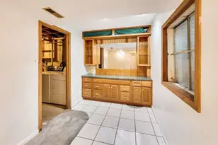 6235 Gold Cir, Hanover Park, IL 60133 - Photo 23