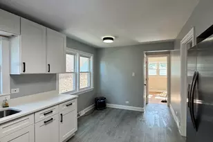 7349 S Honore St, Chicago, IL 60636 - Photo 9