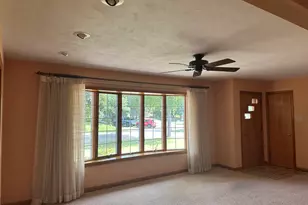 1723 E Lawn, Savanna, IL 61074 - Photo 7