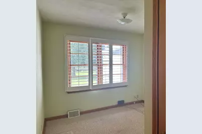 1723 E Lawn, Savanna, IL 61074 - Photo 9