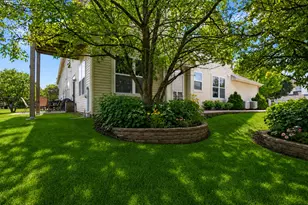 1273 Waverly Dr, Volo, IL 60020 - Photo 15