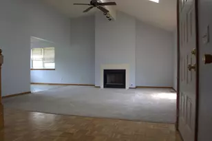 1710 Bonnie Blair Dr, Champaign, IL 61822 - Photo 3