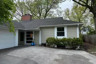 50 Lakeside Pl, Highland Park, IL 60035 - Photo 1