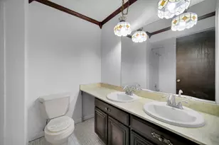 24W645 Woodcrest Dr, Naperville, IL 60540 - Photo 29