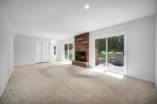 24W645 Woodcrest Dr, Naperville, IL 60540 - Photo 19