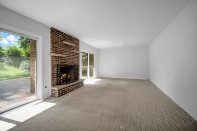24W645 Woodcrest Drive, Naperville, IL 60540 - Photo 17