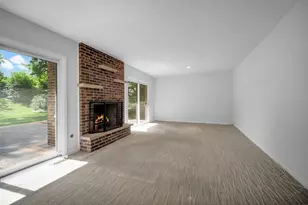 24W645 Woodcrest Dr, Naperville, IL 60540 - Photo 17