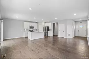 2682 Martini St, Mundelein, IL 60060 - Photo 5