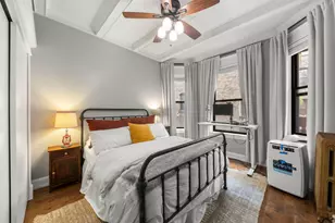 2837 N Cambridge Ave, Chicago, IL 60657 - Photo 9