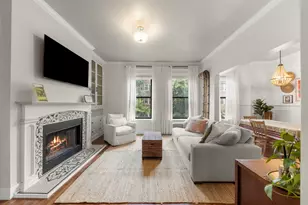 2837 N Cambridge Ave, Chicago, IL 60657 - Photo 3