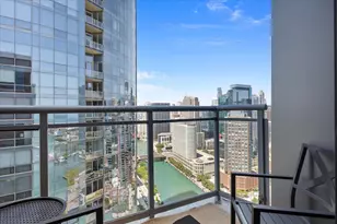 450 E Waterside Dr, Chicago, IL 60601 - Photo 9