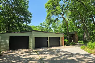1620 Cambridge Ave, Flossmoor, IL 60422 - Photo 3
