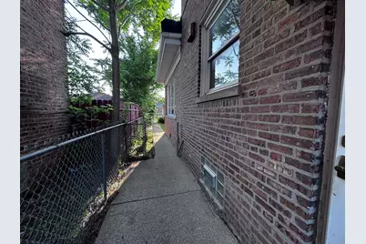 814 Norfolk Avenue, Westchester, IL 60154 - Photo 23