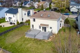 2645 Caliendo Cir, Montgomery, IL 60538 - Photo 35