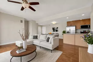 680 N Green St, Chicago, IL 60642 - Photo 7