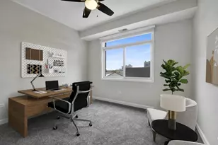 680 N Green St, Chicago, IL 60642 - Photo 21