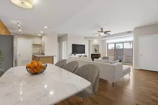 680 N Green St, Chicago, IL 60642 - Photo 3