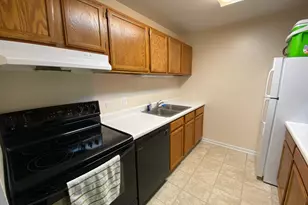 3265 Kirchoff Rd, Rolling Meadows, IL 60008 - Photo 7