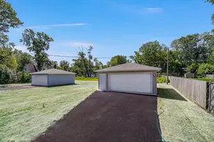 1411 W 172nd St, East Hazel Crest, IL 60429 - Photo 27