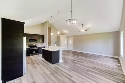1411 W 172nd Street, East Hazel Crest, IL 60429 - Photo 9