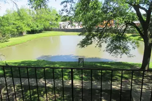 744 N Briar Hill Ln, Addison, IL 60101 - Photo 11