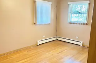 3826 W 83rd St, Chicago, IL 60652 - Photo 9