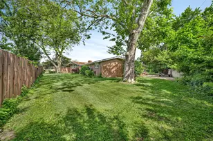 702 Palladium Dr, Joliet, IL 60435 - Photo 35