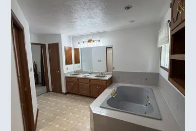 1804 Bruce Street, Morris, IL 60450 - Photo 21