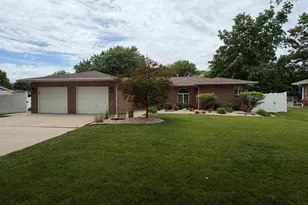 1804 Bruce St, Morris, IL 60450 - Photo 1