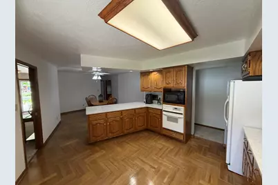 1804 Bruce Street, Morris, IL 60450 - Photo 5